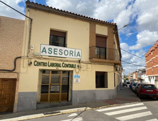 Centro Laboral Contable, Coria